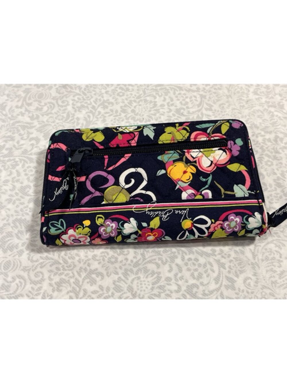 Vera Bradley "Ribbons" Turn Lock Wallet Quilted Navy Blue Zipper 8”x5” - Picture 10 of 13